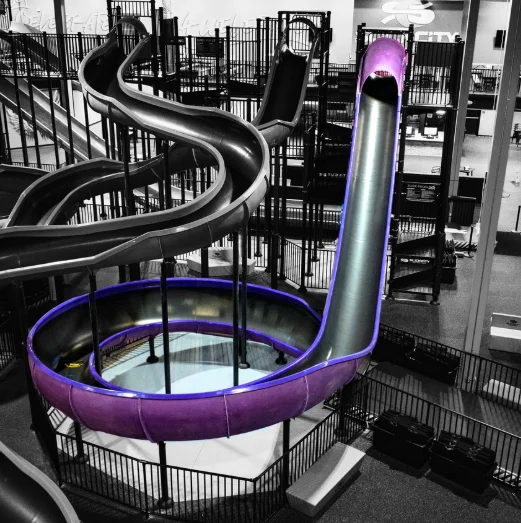 Hyper Loop — fully enclosed slide in total darkness